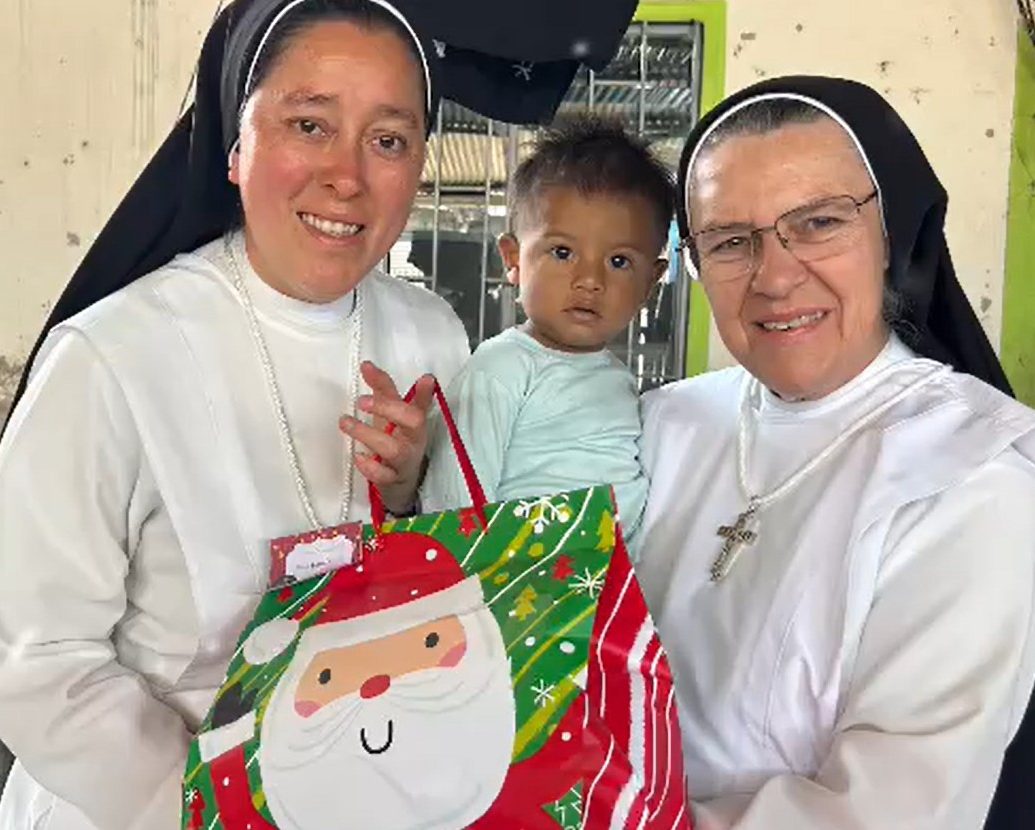 Teilen mit Kindern in Ecuador